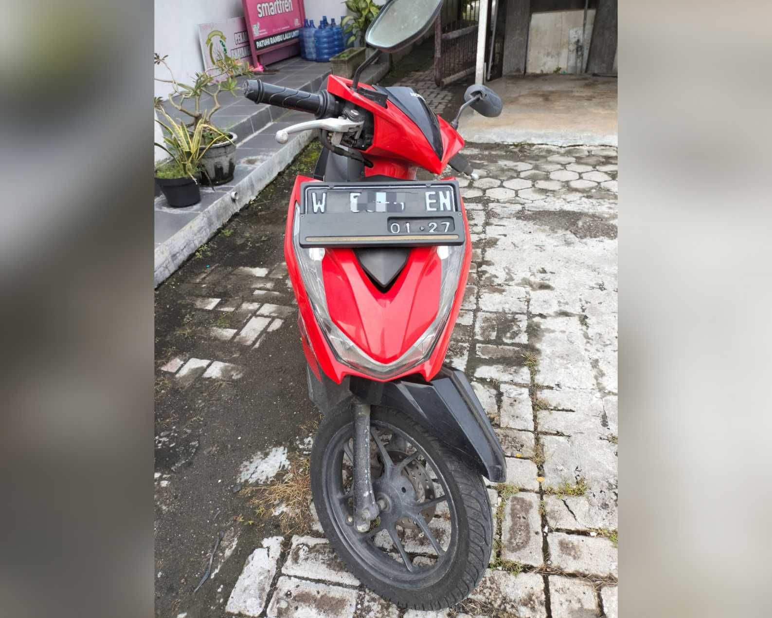 Motor Honda Beat Nopol W-5096-EN yang gagal dibawa kabur oleh pelaku