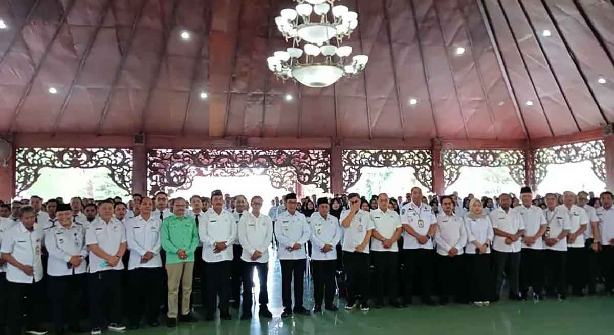 Lantik 320 PPPK, Bupati Pamekasan Tekankan Profesionalisme dan Pelayanan Publik