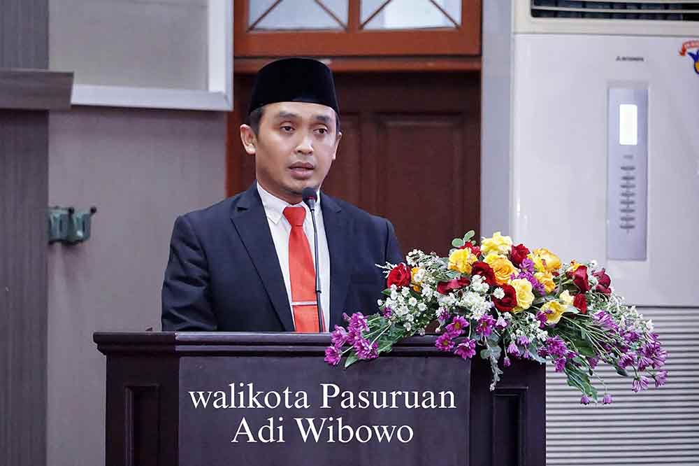 Wali Kota Pasuruan, Adi Wibowo saat memberikan sambutannya dalam Rapat Paripurna IV DPRD Kota Pasuruan. (Ist)