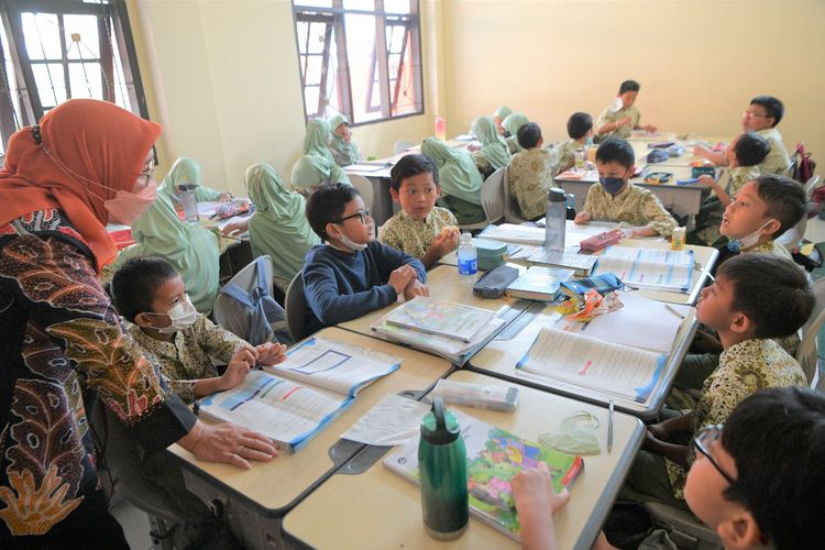 Kapan Seleksi Pendidikan Profesi Guru Prajabatan 2024 Kemendikbud Dibuka?. Foto: Ist