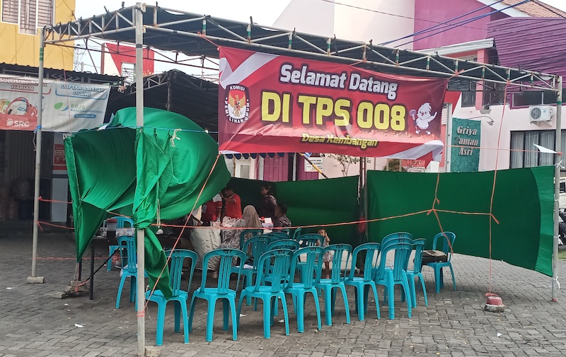 Kotak Kosong Unggul Telak di Sejumlah TPS di Gresik, Sore Hari Alif Klaim Menang 60 Persen