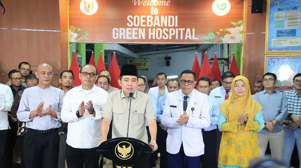 Bupati Jember saat memberi sambutan.