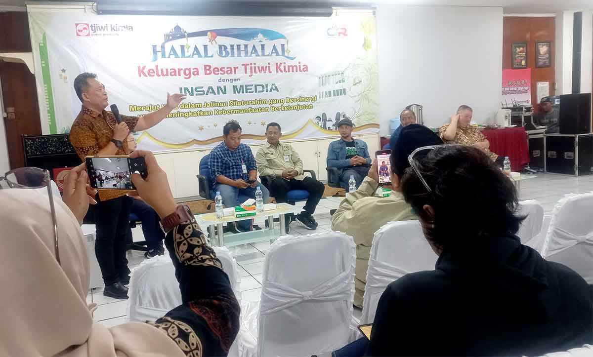 PT Tjiwi Kimia saat sosialisasi hadirnya kantong makanan ramah lingkungan.
