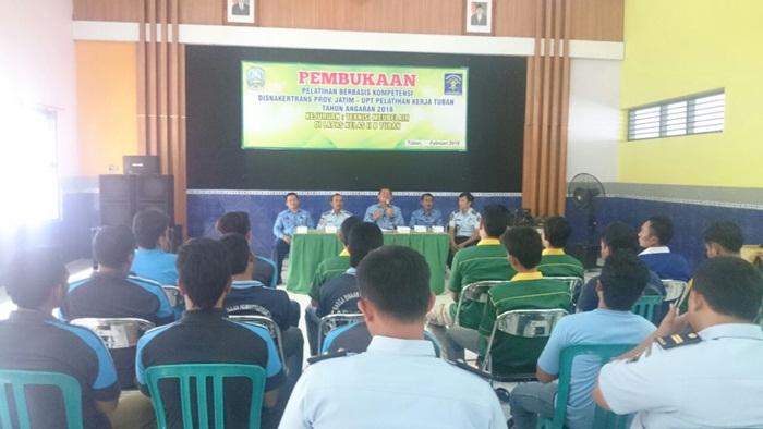 Jadi Bekal Setelah Bebas, 16 WBP Lapas Tuban Ikuti Pelatihan Meubeler 