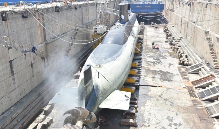 Keel Laying Kapal Cepat Rudal (KCR) KCR-5 dan KCR-6 di Dermaga Divisi Kapal Perang PT. PAL Indonesia Persero.