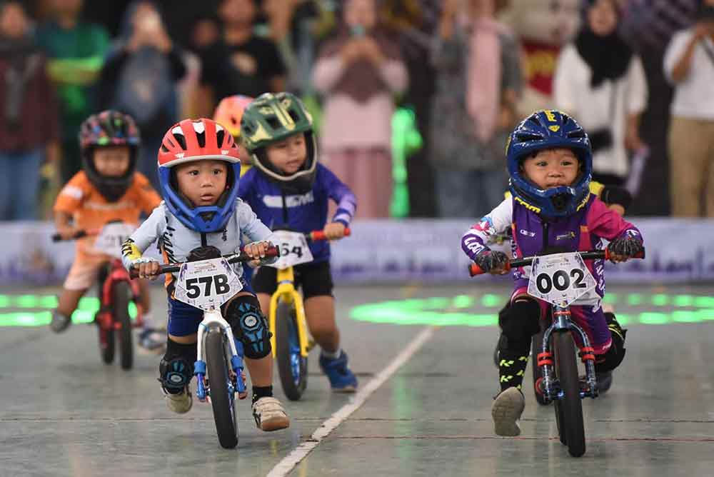 Si Bocil saat beradu cepat di Bhumi Panji Kertapati Volume 3.0 Pushbike Championship Piala Wali Kota Kediri.