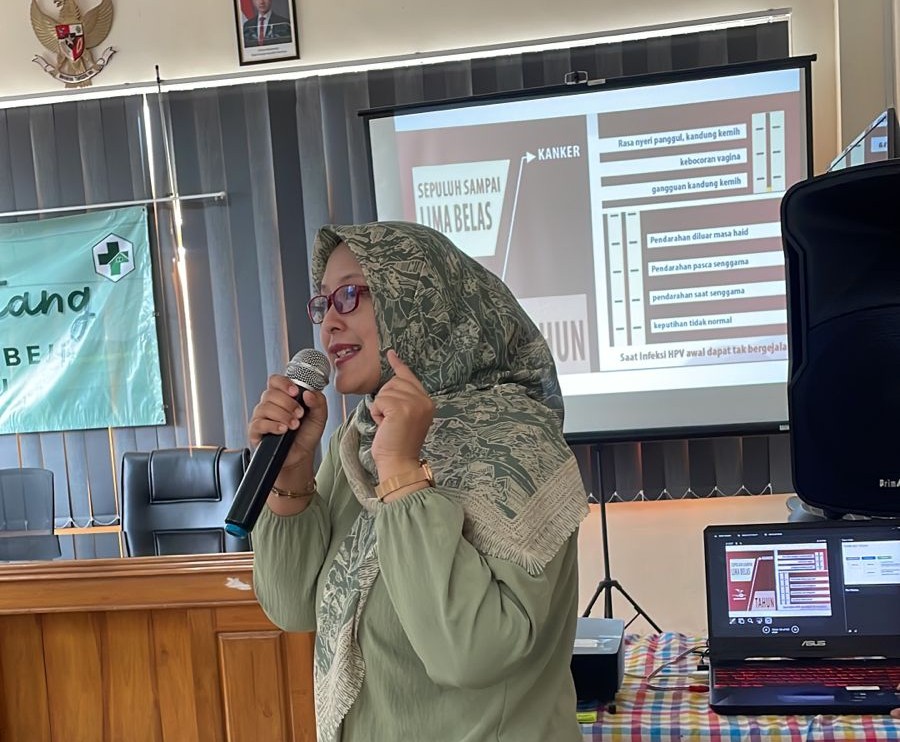 Kepala Bidang Pencegahan, Pengendalian Penyakit, dan Penanganan Bencana Dinkes Kota Batu, dr. Susana Indahwati, menyampaikan paparan terkait pentingnya pencegahan Hepatitis