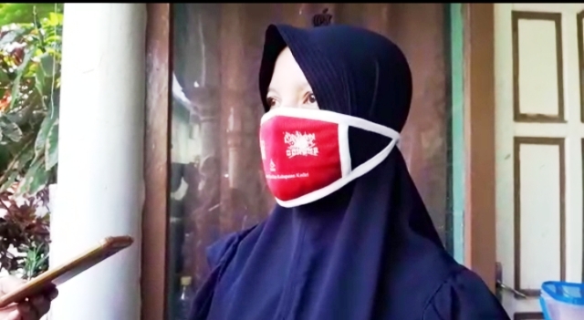 Umi Salamah, Ketua Perkumpulan Disabilitas Kabupaten Kediri. (foto: MUJI HARJITA/ BANGSAONLINE)

