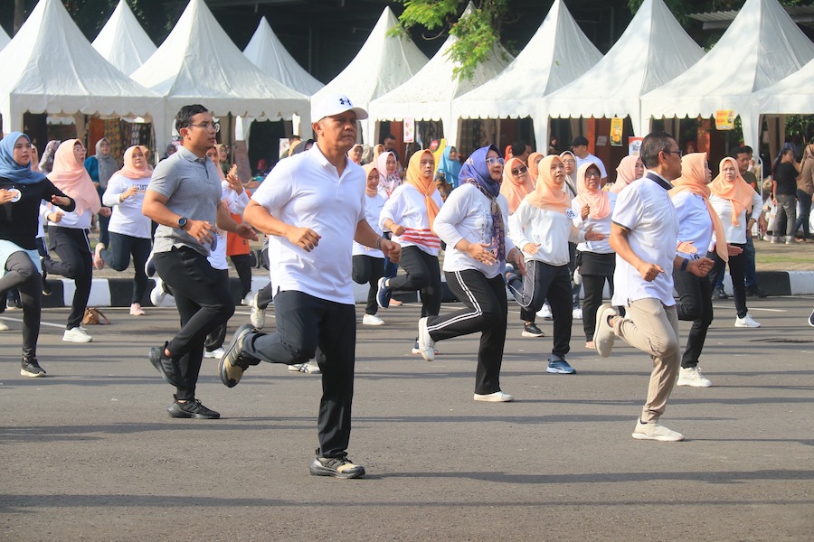 Ratusan ASN Kabupaten Mojokerto Ikuti Senam Massal Peringatan HUT Korpri ke-53