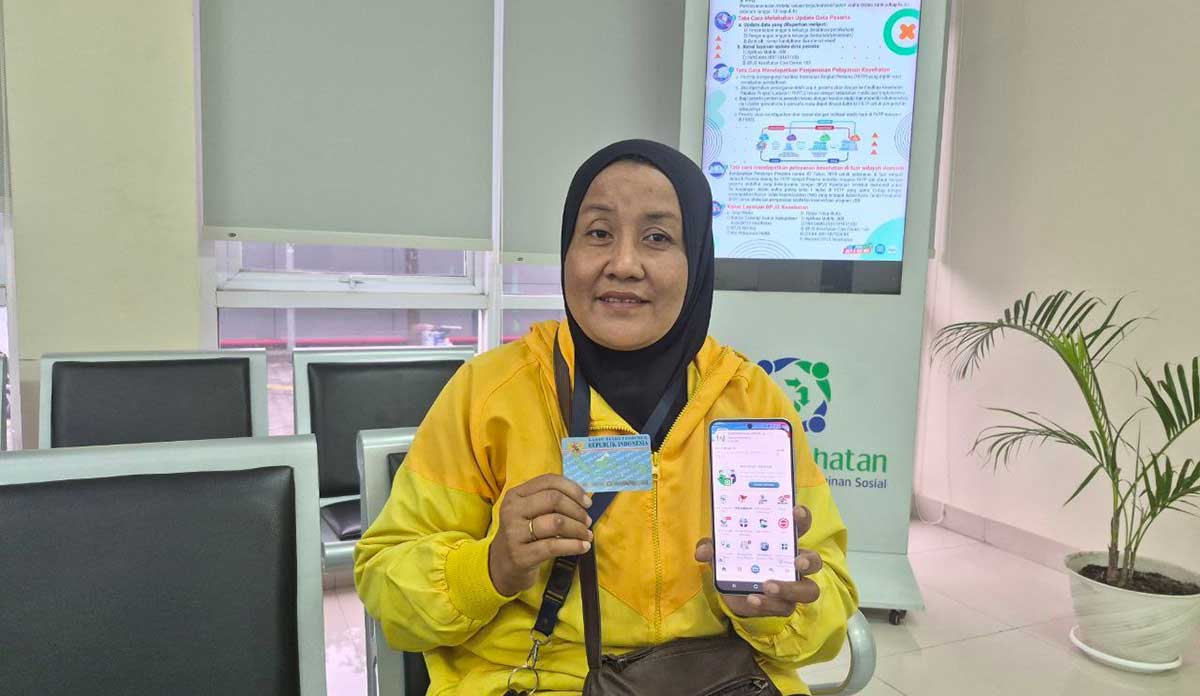 Saniyah (49), peserta JKN segmen PBI asal Kecamatan Kebomas, Gresik.