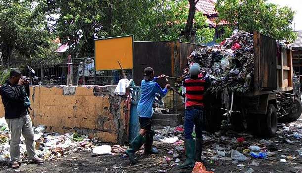 PU Cipta Karya Lamongan belum Relokasi TPS Tlogoanyar, Warga Keluhkan Bau Busuk