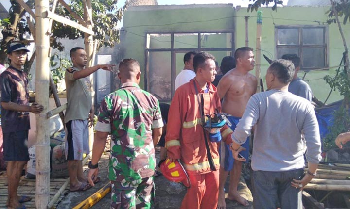 Lupa Matikan Tumang, 2 Rumah di Jember Ludes Terbakar, Termasuk Koleksi Motor dan Sepeda Kuno
