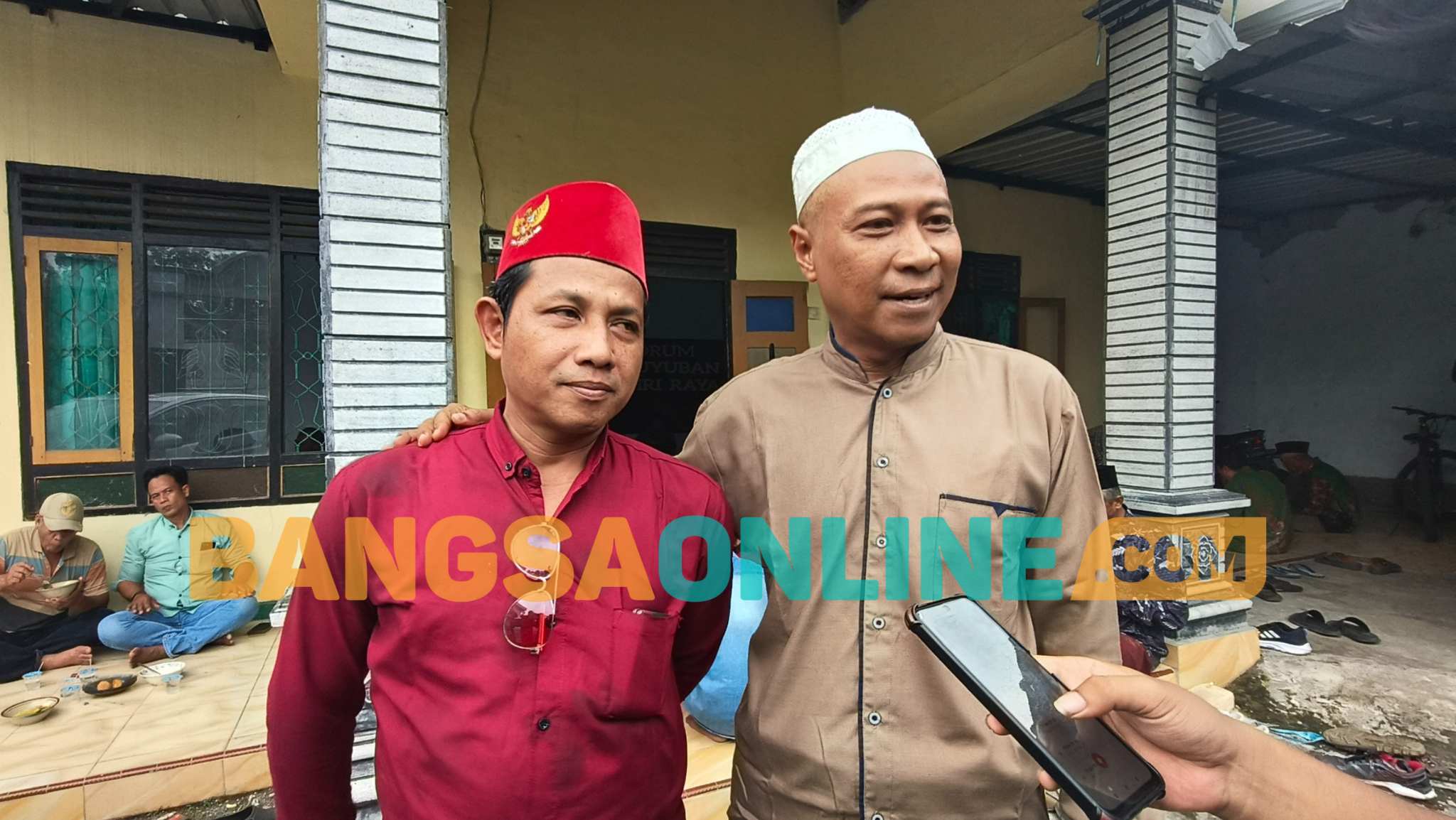 Usai Debat Pilbup Kediri 2024, Sejumlah Pendukung Paslon 01 Pindah Haluan Dukung 02 Dhito-Dewi