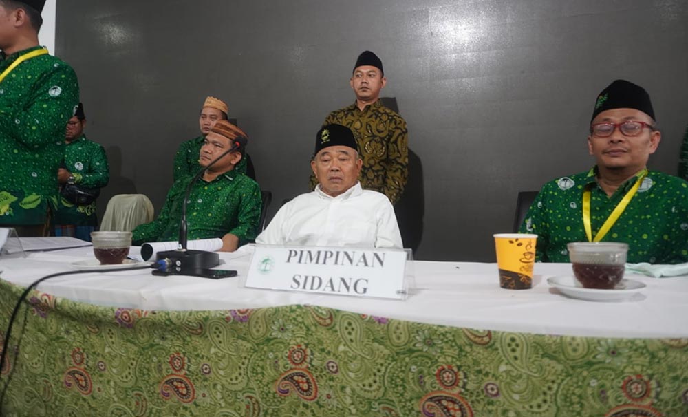 Prof. Dr. KH. Asep Saifuddin Chalim (baju putih) terpilih sebagai Ketua Umum Pergunu Periode 2022-2027. foto: YUSUF/ BANGSAONLINE