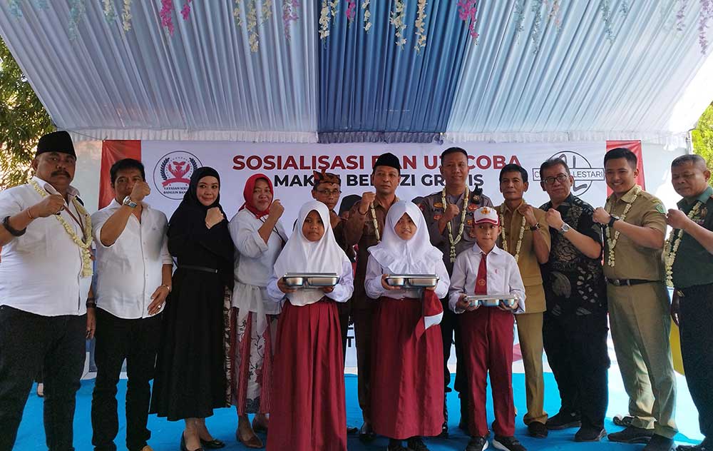 YSBB Uji Coba Pelaksanaan MBG di SDN Proppo 1 Pamekasan