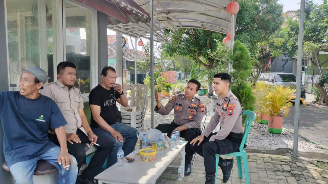 Unit Raimas Kalam Munyeng Satsamapta Polres Gresik saat lakukan patroli. FOTO: ist.