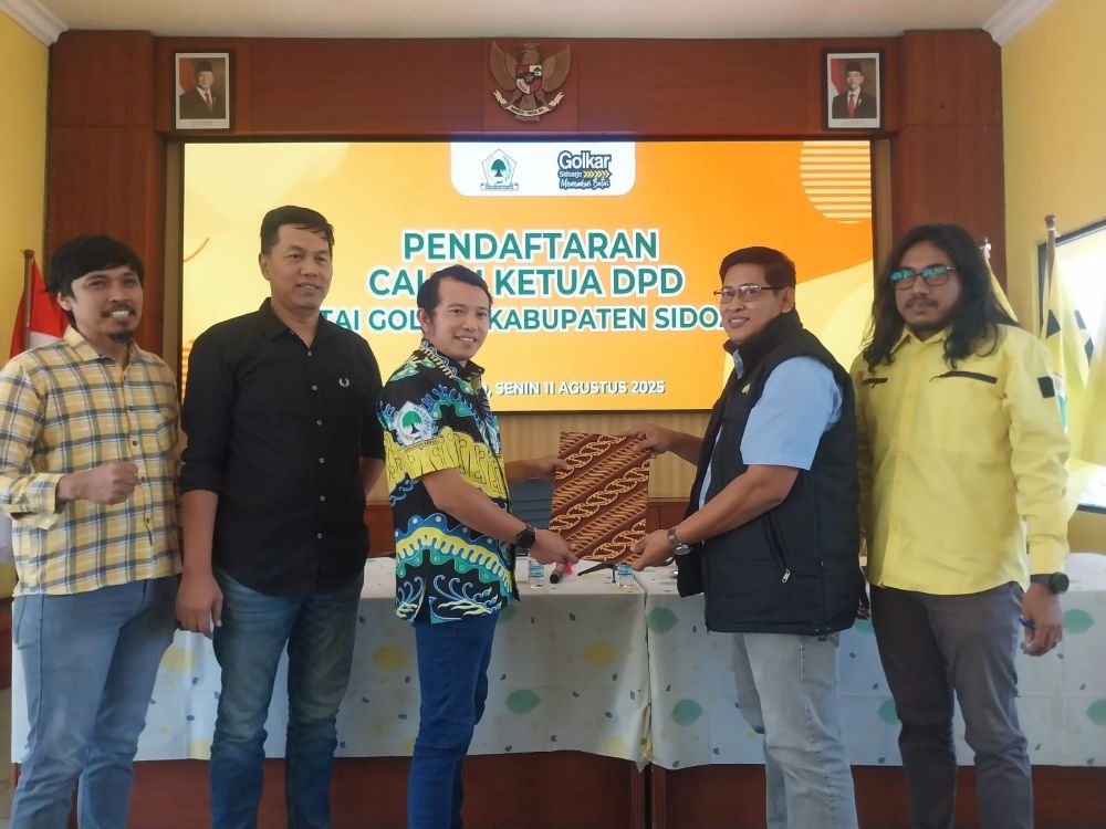 Adam Rusydi mendaftar sebagai calon Ketua DPD Partai Golkar Sidoarjo periode 2025-2030, Senin (11/8/2025). foto istimewa