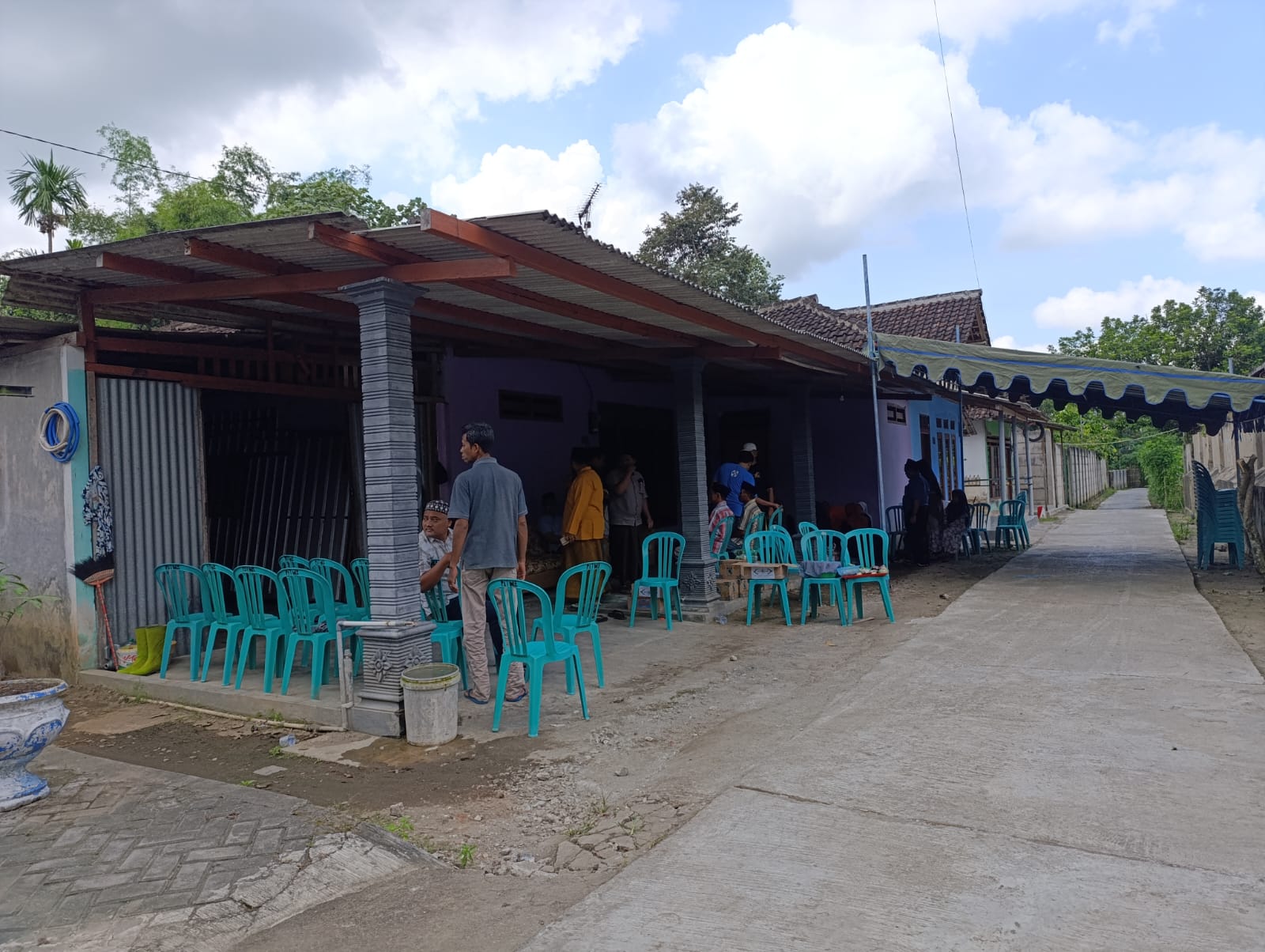 Rumah duka korban di Desa Jeblog