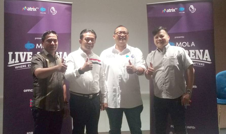 Ayl Farid Wajdl, AKBP Gusti Ngurah Astawa, bersama Christoffer selaku COO MIX.