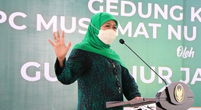 Gubernur Jawa Timur Khofifah Indar Parawansa. Foto: bangsaonline.com)