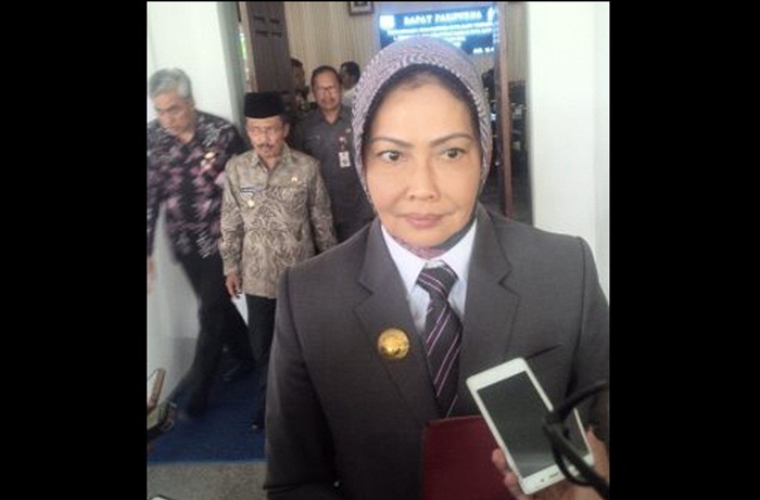 Dewanti Rumpoko, Walikota Batu.