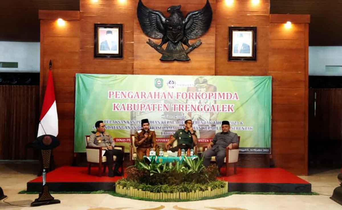 Wakil Bupati Trenggalek, Syah Muhamad Natanegara, saat berada di pendopo.