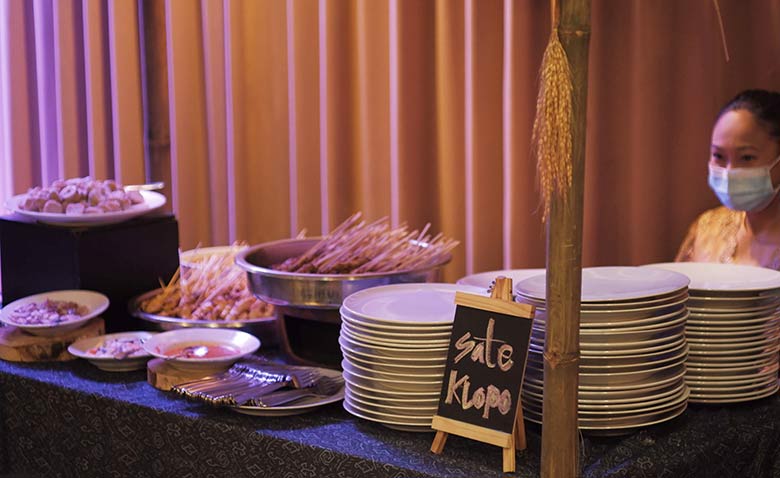 Sate Klopo menjadi salah satu hidangan buka puasa yang disajikan Quest Hotel Darmo selama Ramadhan.