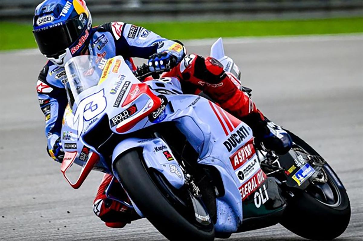 Alex Marquez saat ini membela tim Ducati Gresini Racing.