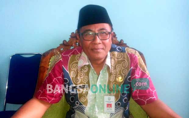 Lutfi JP, Kepala Dinsos Situbondo. foto: HADI PRAYITNO/ BANGSAONLINE