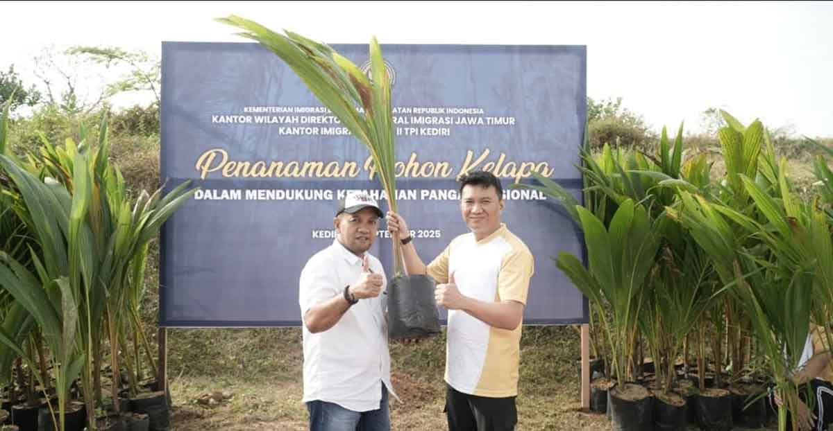 Dukung Ketahanan Pangan Nasional, Imigrasi Kediri Tanam 200 Bibit Kelapa di Grogol