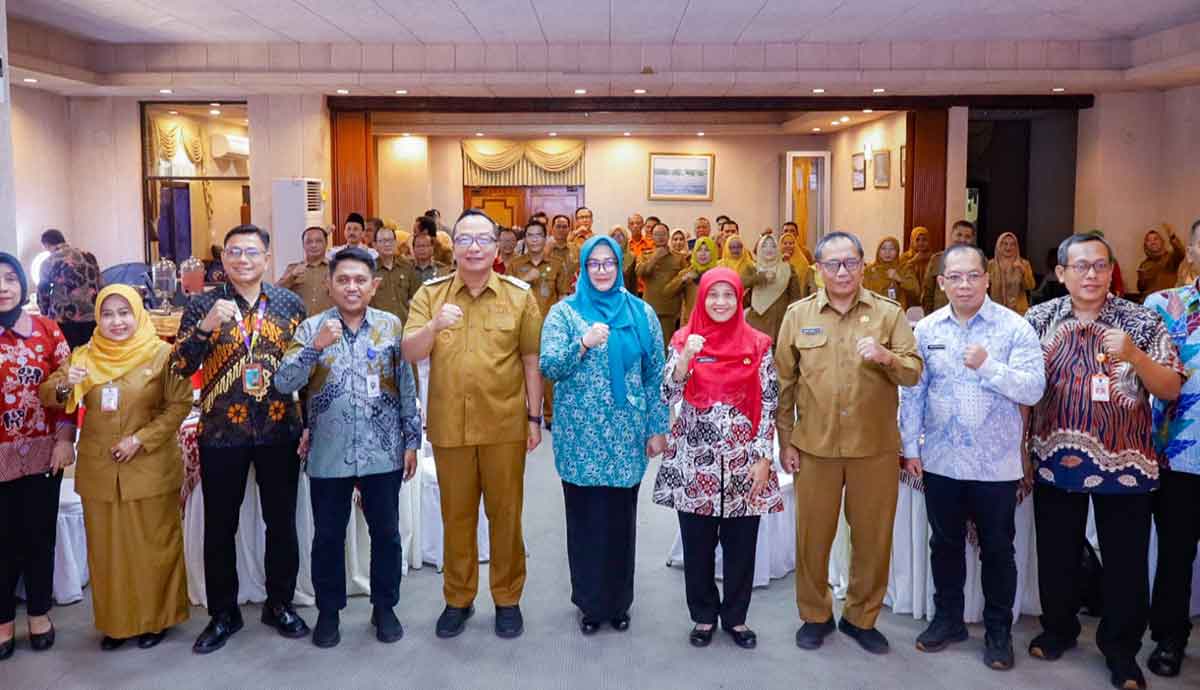 Wakil Bupati Gresik saat menerima Tim KKS tingkat nasional. Foto: Ist