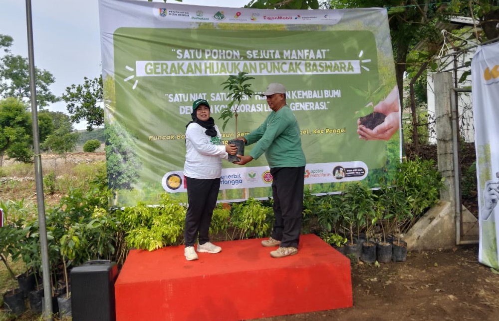 Antisipasi Tambang Liar Masuk, Puncak Baswara Rengel Dilakukan Penanaman Besar-besaran