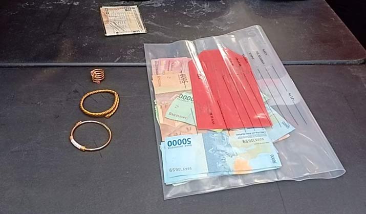 Barang bukti yang berhasil diamankan.