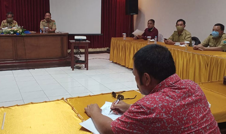 Suasana pertemuan SPSI dan Apindo Kota Batu membahas besaran UMK tahun 2021. (foto: ist)