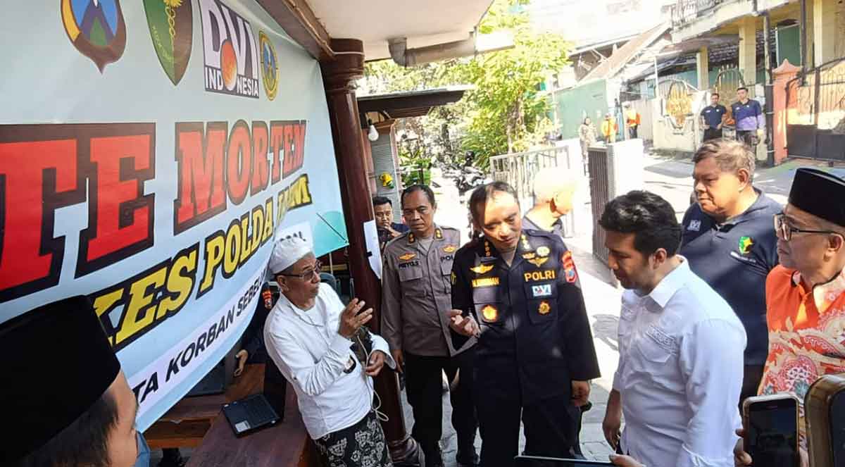 Biddokkes Polda Jatim Kumpulkan Sampel DNA Korban Reruntuhan Ponpes Al Khoziny Sidoarjo