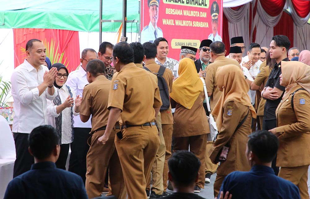 Dok. ASN Pemkot Surabaya saat halalbihalal dengan Wali Kota Eri Cahyadi. Foto: Hms
