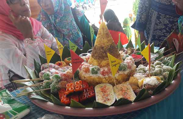 Kampanyekan Jajanan Sehat, IGTK/RA Sidoarjo Gelar Festival Jajanan Olahan Ubi 