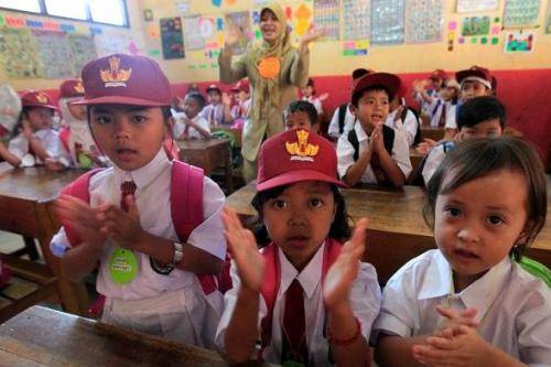 Sekolah diminta memaksimalkan fasilitas meningkatkan koordinasi. foto: ilustrasi