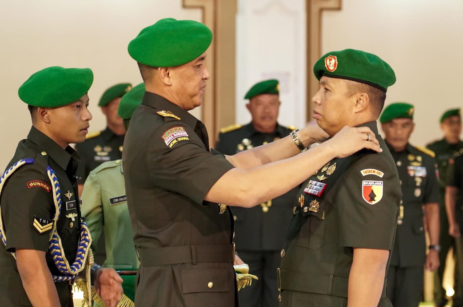 Kolonel Inf Rama Pratama dan Mayjen TNI Rudy Saladin