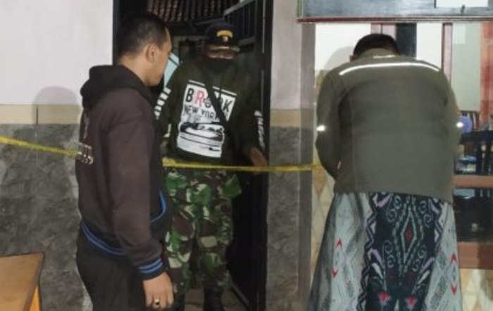 Rumah Kades Kecik Probolinggo Dibondet Orang Tak Dikenal