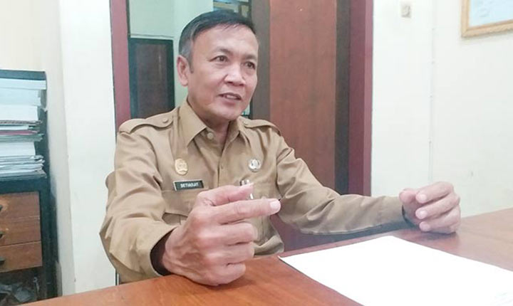 Sekwan Bangkalan AK Setiadjit.