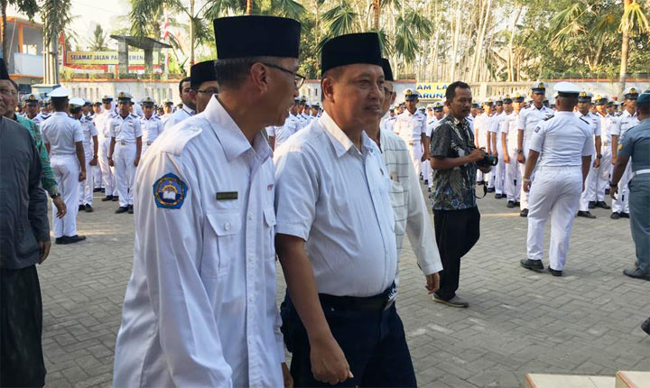 Menristekdikti Mohamad Nasir saat kunjungan ke Jember, Kamis (10/10).