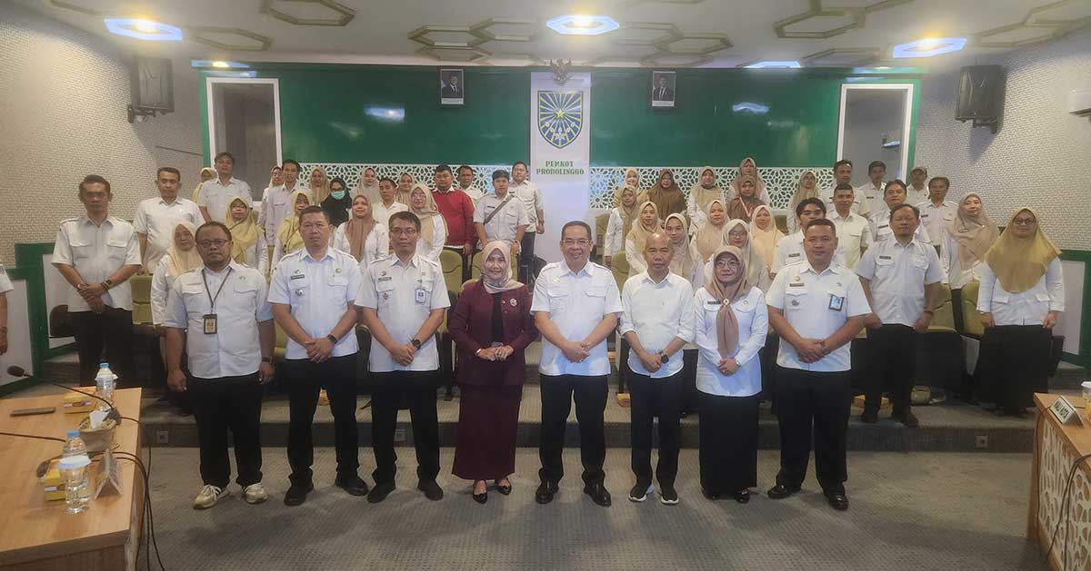 Peserta bimbingan teknis pengelolaan data kependudukan yang digelar Disdukcapil Kota Probolinggo.