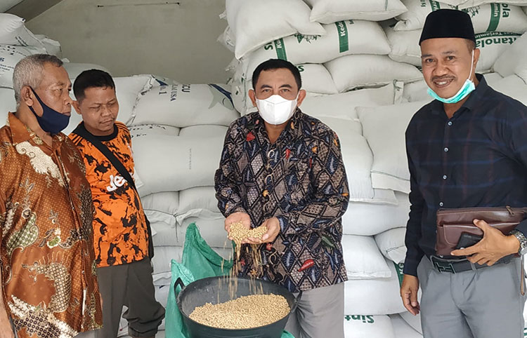 Harga Kedelai Mahal, Komisi B DPRD Sidoarjo Sidak Sentra Perajin Tempe dan Tahu di Krian