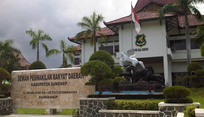 Gedung DPRD Kabupaten Sumenep. foto ilustrasi/foto : rri.co.id