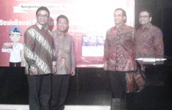 Acara sosialisasi Program Indonesia Pintar. (yuli iksanti/BANGSAONLINE)