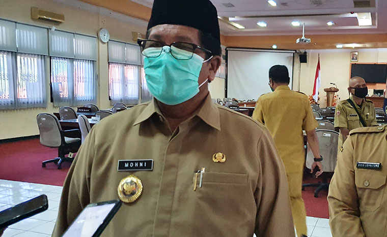 Drs. Mohni, M.M., Wakil Bupati Bangkalan, saat diwawancarai usai mengikuti Pandangan Umum Fraksi-Fraksi terhadap nota pengantar RAPBD TA 2021.