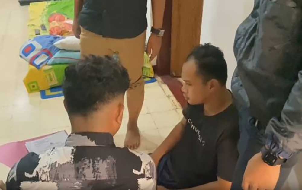 Pelaku penganiaya ibu kandung diamankan di Mapolres Bangkalan.