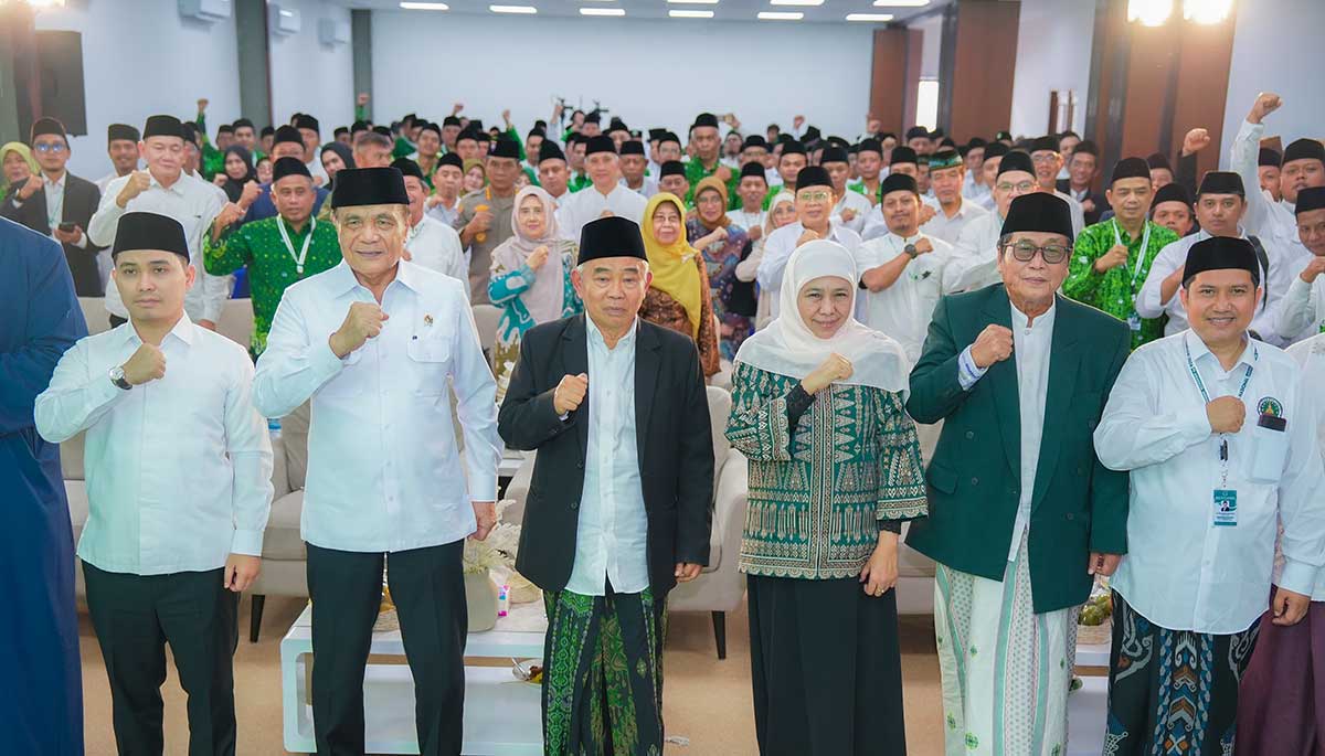 Gubernur Khofifah saat menghadiri Rakernas Pergunu dan JKSN.