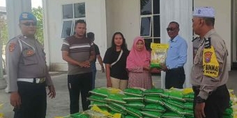 6 Ton Beras Murah Ludes di Gempol Pasuruan